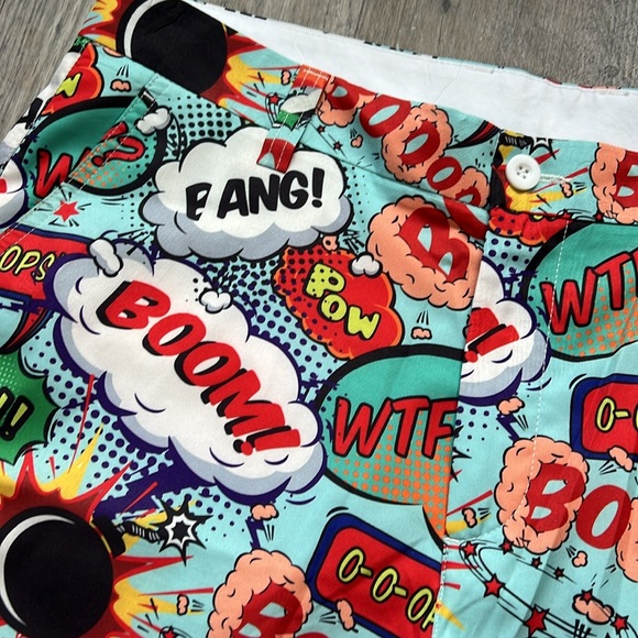 Pop Art Golf Shorts - Picture 2 of 3